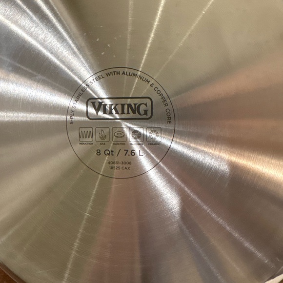 Viking Stainless Steel Stock Pot with 5 Ply Aluminum & Copper Core - Picture 2 of 2